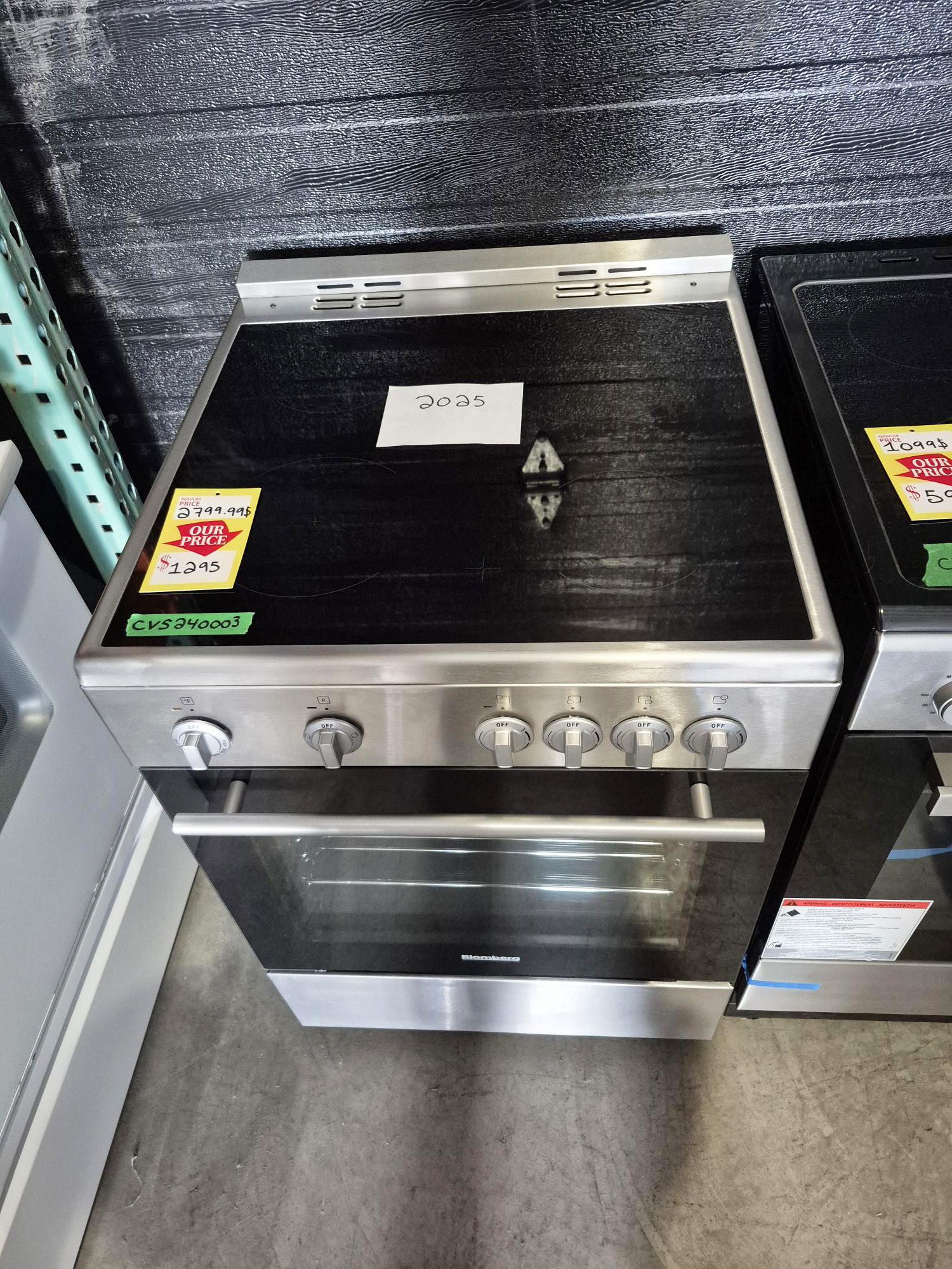 cuisiniere-1295$ Cuisinière 1295$ – Image 1